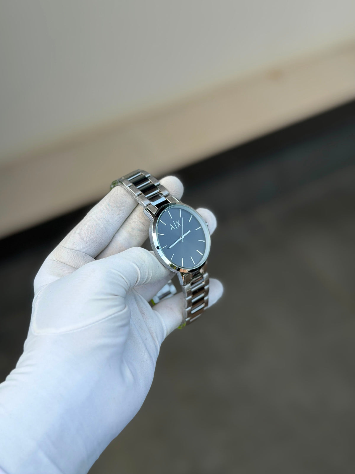 Unisex Analog Watch with Quartz Movement – Casual Wrist Watch