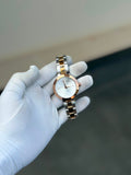 Women’s Classic Analog Quartz Wrist Watch with Elegant Dial Design