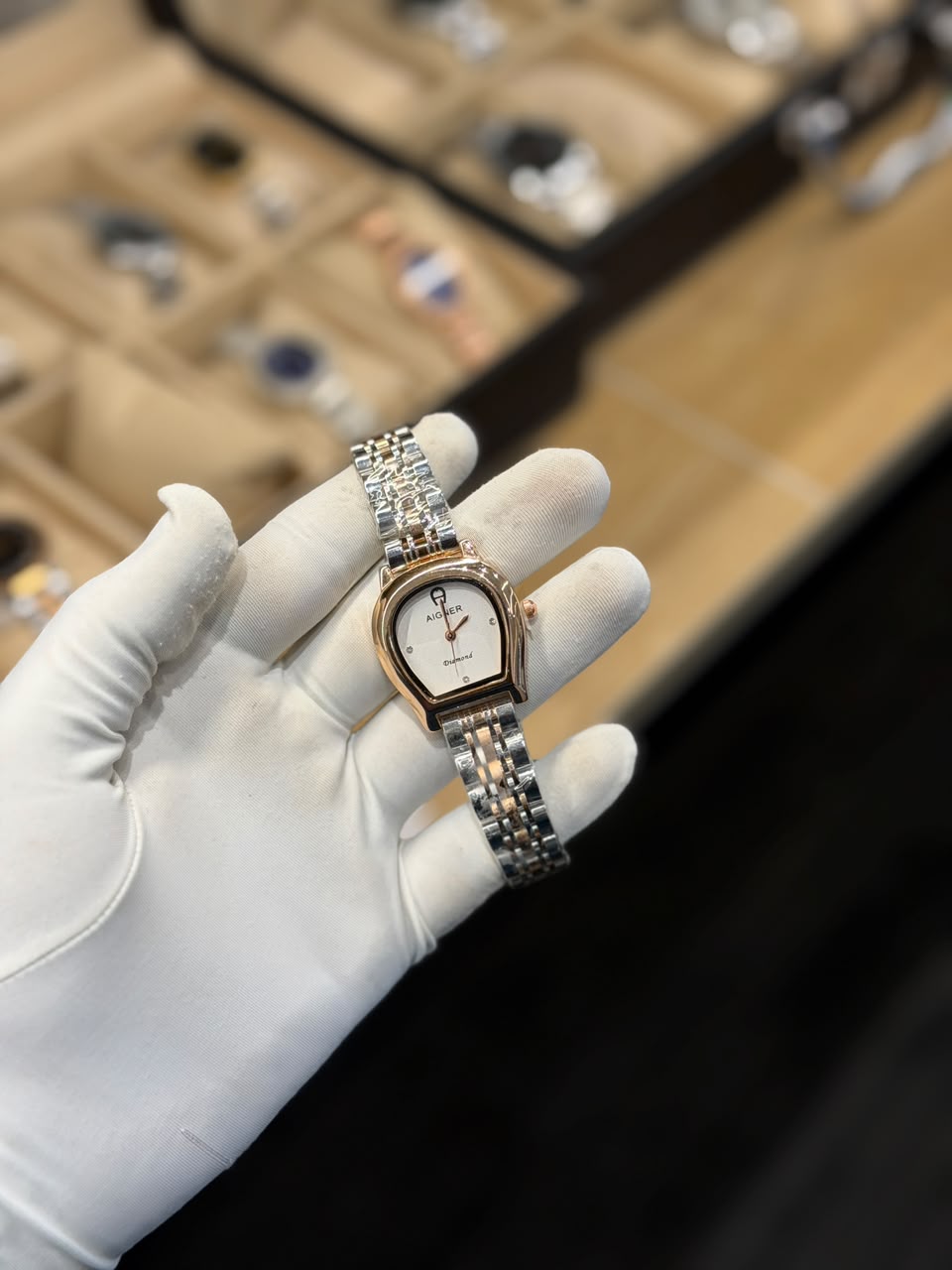 Elegant Two-Tone Rose Gold Analog Watch for Women