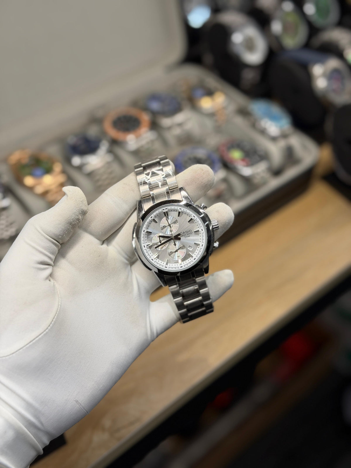 Men's Silver Dial Chronograph-Style Watch – Silver