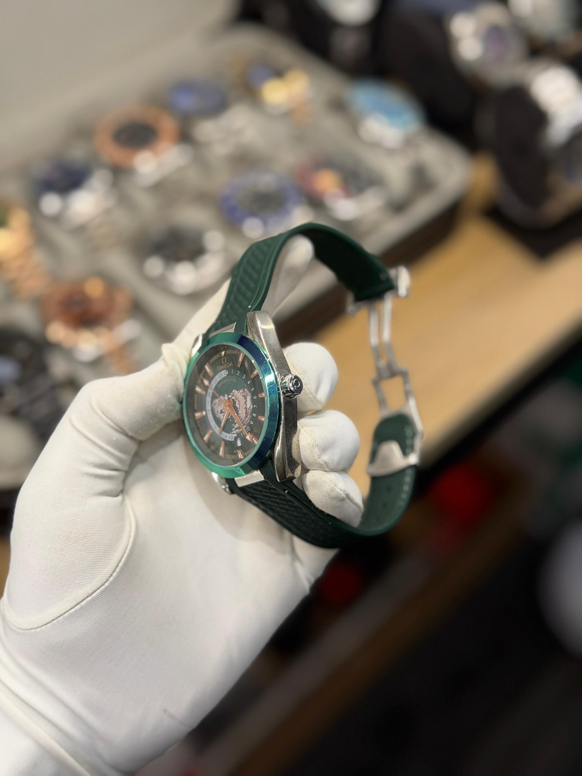 Men's World Map Automatic Watch – Green