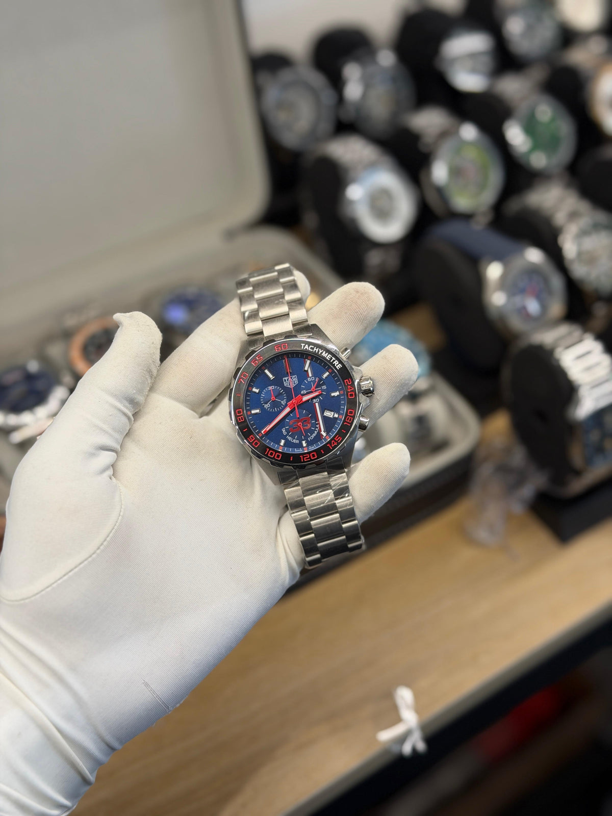 Men's Sport Chronograph-Style Analog Watch – Blue & Red Dial
