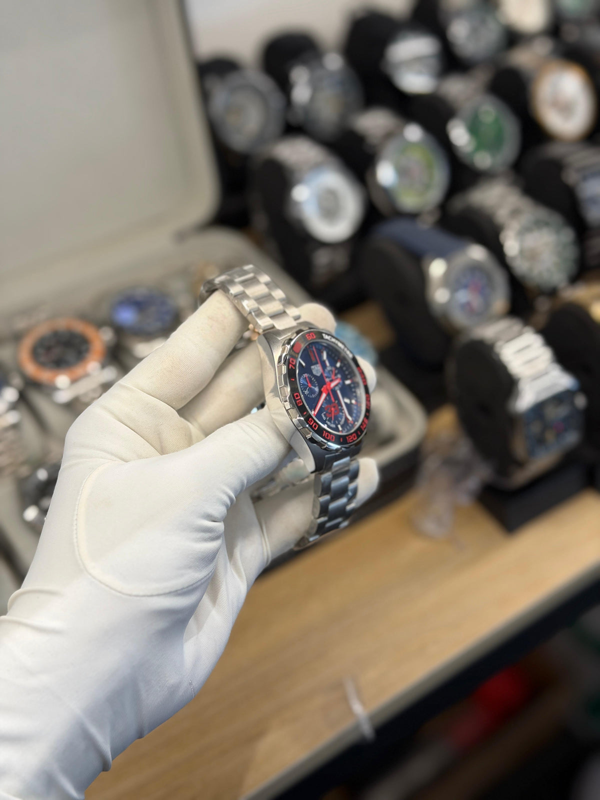 Men's Sport Chronograph-Style Analog Watch – Blue & Red Dial
