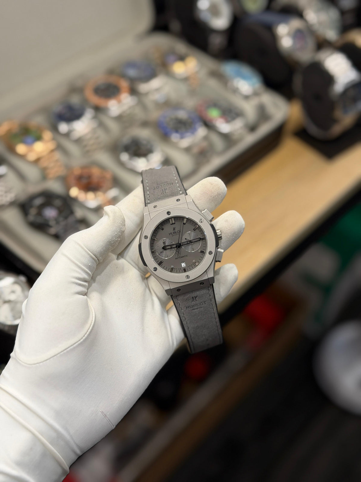 Men's Luxury Grey Chronograph-Style Watch with Leather Strap