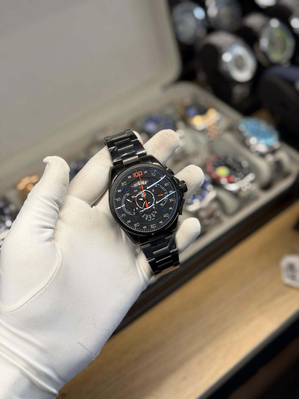 Men's Black Sports Chronograph-Style Analog Watch
